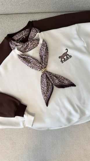 Ravix Ekru Gold Toka Detaylı Fularlı Sweat