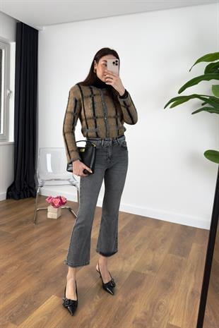 Role Gri Flare Jean