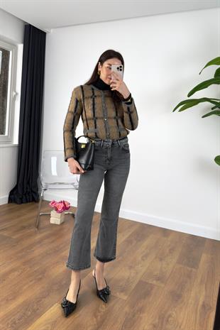 Role Gri Flare Jean