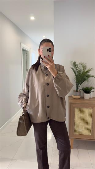 Rome Vizon Düğme Detaylı Kısa Trençkot