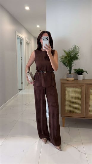 Roswe Kahve Kemerli Kolsuz Bluz Pantolon Takım