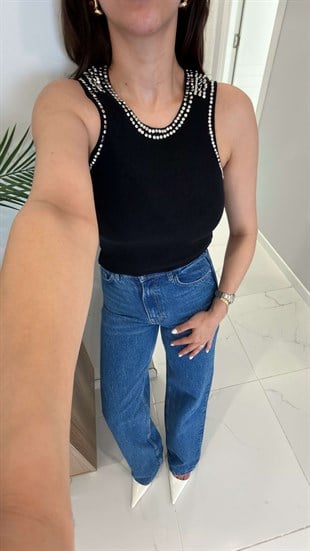 Senika Siyah Taşlı Bluz