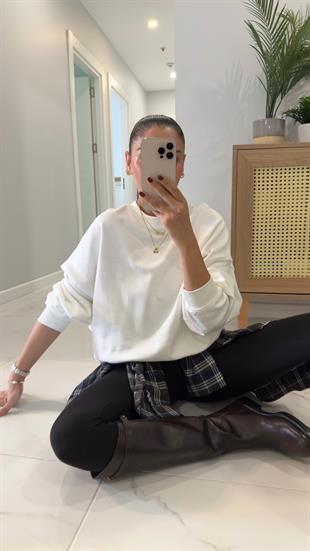 Sonya Beyaz Basic Sweat