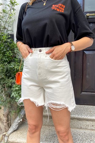 Beyaz Mom Şort