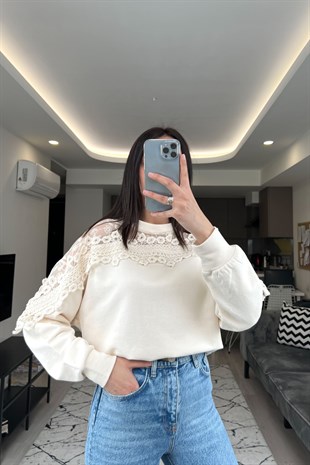 Cream Ekru Tül Detaylı Sweatshirt