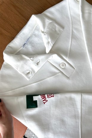 Zr Beyaz Düğme Detaylı İşlemeli Sweatshirt