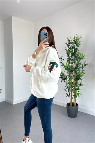 Zr Beyaz Düğme Detaylı İşlemeli Sweatshirt