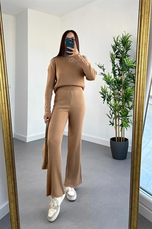 Camel Düğme Detaylı Fitilli Takım