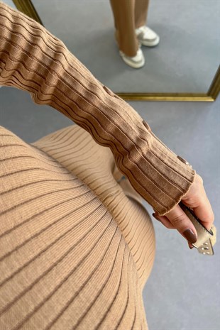 Camel Düğme Detaylı Fitilli Takım