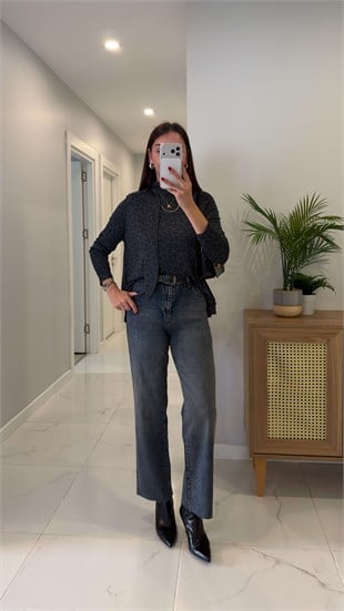 Talitta Koyu Mavi Kesik Paça Kemerli Straıght Jean