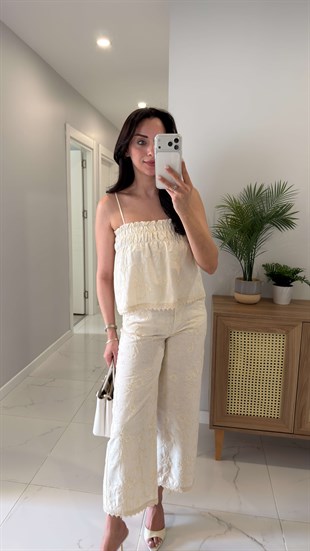 Tatiana Krem İşlemeli Askılı Bluz Pantolon Takım