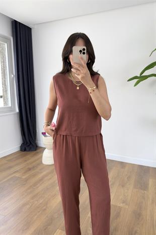 Tenka Kiremit Pantolon Bluz Kolyeli Takım