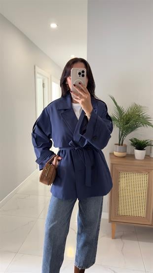 Thomas Lacivert Kuşak Detaylı Kısa Trençkot