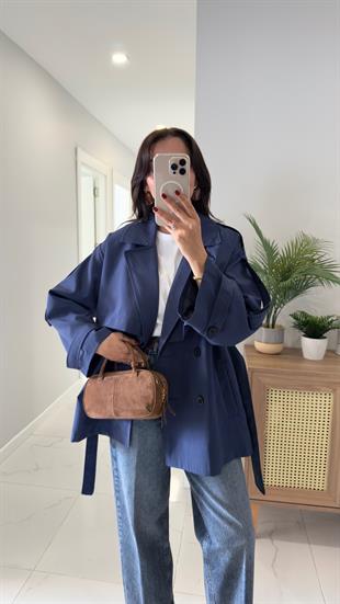 Thomas Lacivert Kuşak Detaylı Kısa Trençkot