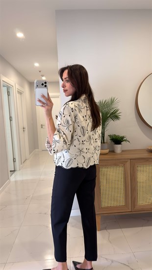 Tilsa Ekru İşleme Detaylı Keten Ceket