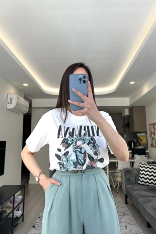 Beyaz Nirvana Baskılı Tişört