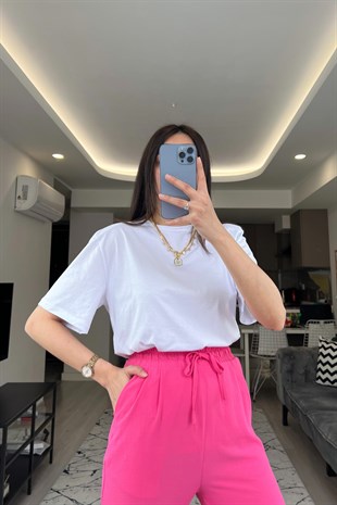 Beyaz Vatkalı Basic Tişört