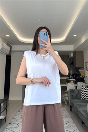 Beyaz Vatkalı Çift Kumaş Tişört
