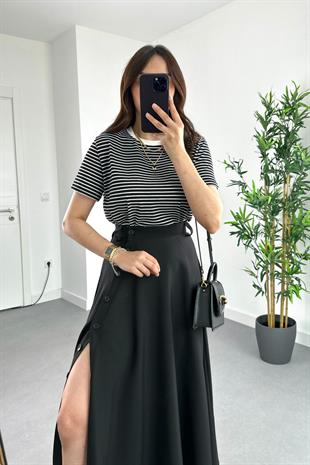 MD Siyah Çizgili Basic Tişört