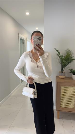 Torera Ekru Dantel Geçişli Bluz