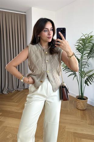 Asha Vizon Gold Düğme Detaylı Kolsuz Triko