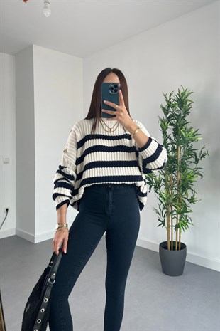 Gustova Lacivert Çizgili Omuz Düğme Detaylı Triko