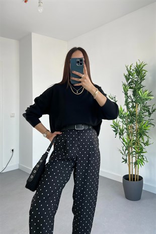 Mng Siyah Dik Yaka Çelik Triko