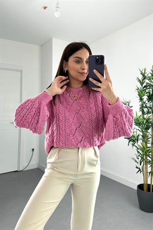 Pembe Bisiklet Yaka Ponpon Detaylı Triko