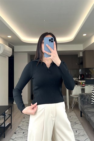 Siyah Fermuarlı Polo Yaka Triko