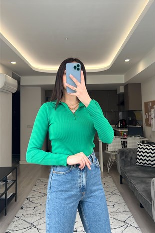 Yeşil Fermuarlı Polo Yaka Triko