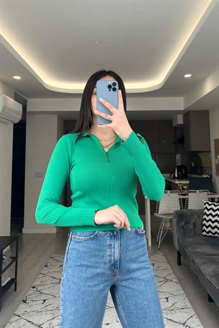 Yeşil Fermuarlı Polo Yaka Triko