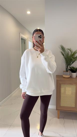 Valeria Beyaz Oversize Basic Sweatshirt