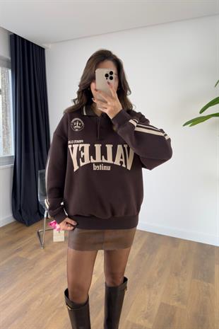 Valley Kahve Ekru Yazı Detaylı Polo Yaka Sweatshirt