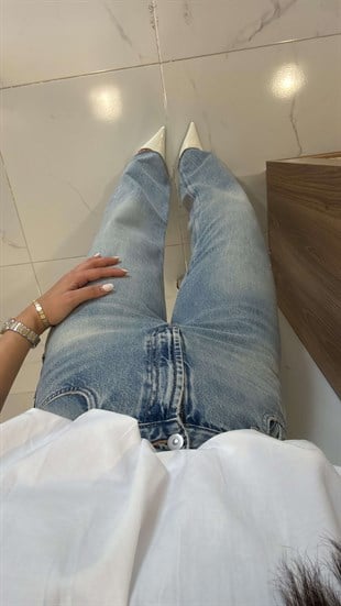 Verra Mavi Yıkama Kesik Paça Jean