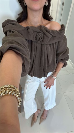 Versage Kahve Yaka Detaylı Bluz