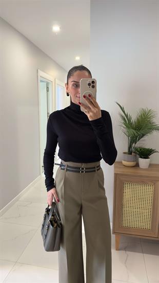 Veyon Siyah Balıkçı Yaka Büzgülü Bluz