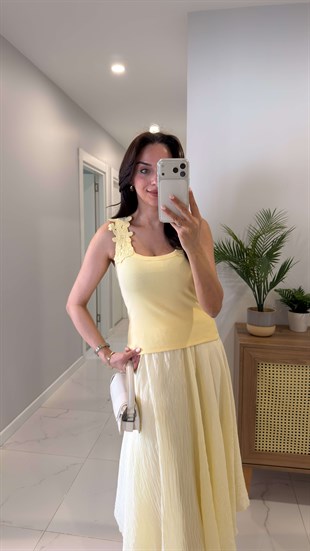 Vinlod Sarı Omuzdan Dantelli Atlet