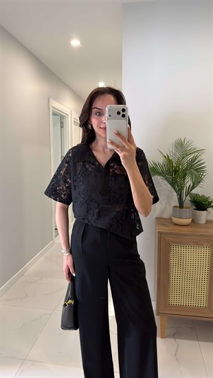 Wudry Siyah Dantel Detaylı Bluz