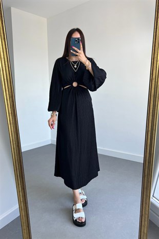 Siyah Pencere Detaylı Maxi Boy Elbise