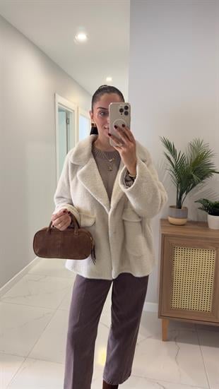 Yenweta Taş Kapak Cep Detaylı Kürk Ceket