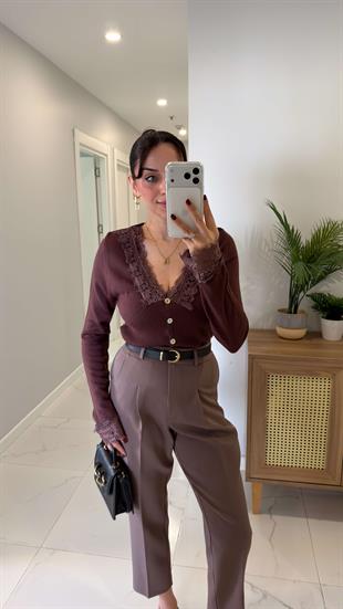 Yocre Cherry Dantel Detaylı Hırka