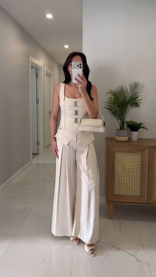 Yogsy Ekru Metal Detaylı Bluz Pantolon Takım