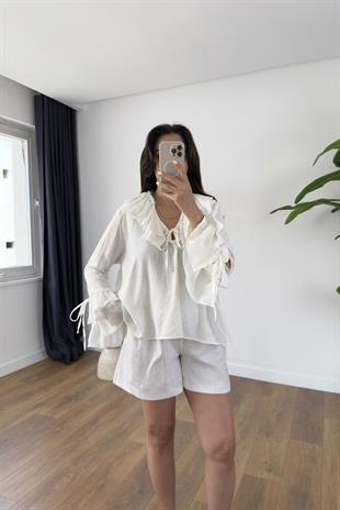 Yunika Ekru Fırfır Detaylı Bluz