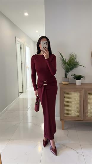 Zegra Bordo Gold Toka Detaylı Arka Yırtmaçlı Elbise