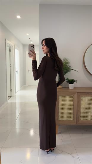 Zegra Kahve Gold Toka Detaylı Arka Yırtmaçlı Elbise