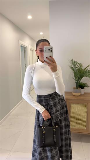 ZR Begonya Ekru Boğazlı Bluz