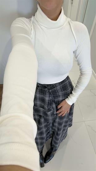 ZR Begonya Ekru Boğazlı Bluz