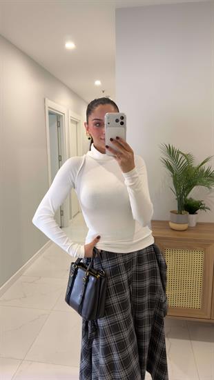 ZR Begonya Ekru Boğazlı Bluz