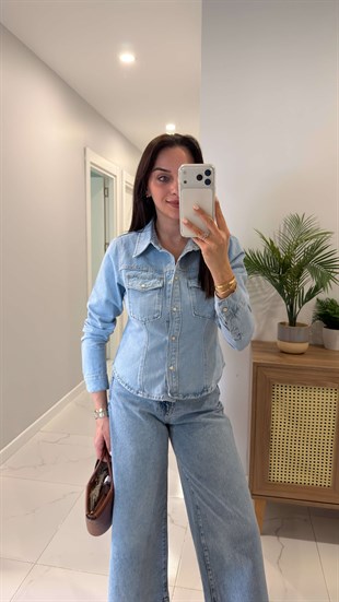 ZR Chosry Buz Mavi Cep Detaylı Denim Gömlek