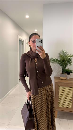 ZR Kewira Kahve Düğmeli Şal Detaylı Hırka